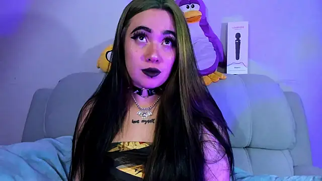 Lilith Zenith  online show from 11/08/25, 04:16