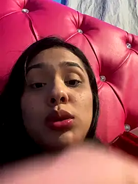 Chiquinquira3 online show from 11/21/25, 05:39