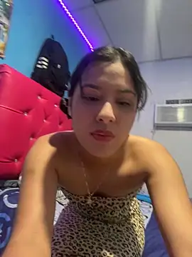 Chiquinquira3 online show from 11/29/25, 04:34