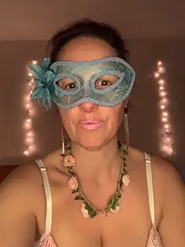 massagistahotbrunette online show from 03/26/26, 09:35