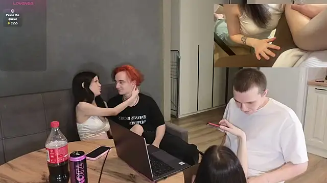 Snapshot of notaswingers chatting on 11/10/25, 11:54 notaswingers online show from 11/10/25, 11:54