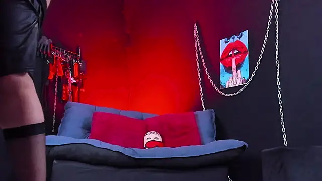 KatrinaStone online show from 03/31/26, 08:44