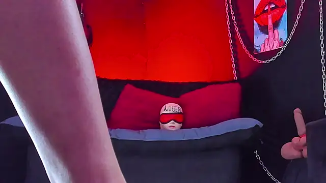 KatrinaStone online show from 04/15/26, 06:01