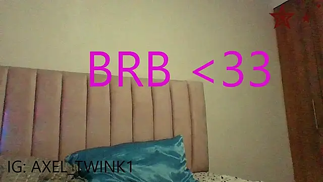 axel love13 online show from 11/15/25, 10:47