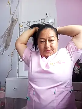 Snapshot of keilaJhonsom1 chatting on 11/11/25, 05:30 keilaJhonsom1 online show from 11/11/25, 05:30