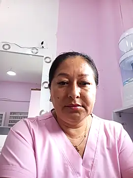 Snapshot of keilaJhonsom1 chatting on 11/06/25, 03:27 keilaJhonsom1 online show from 11/06/25, 03:27