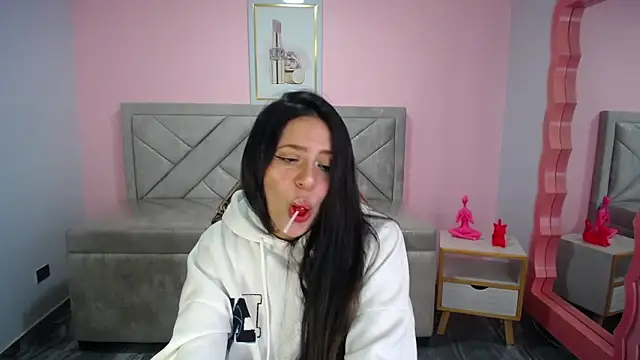 aria ch2 online show from 11/13/25, 03:54