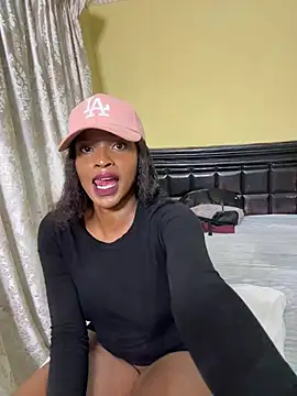 NiaLong21  online show from 07/05/26, 05:42