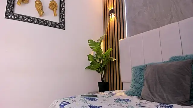 Snapshot of Carlotta_de_velour chatting on 03/04/26, 03:03 Carlotta de velour online show from 03/04/26, 03:03