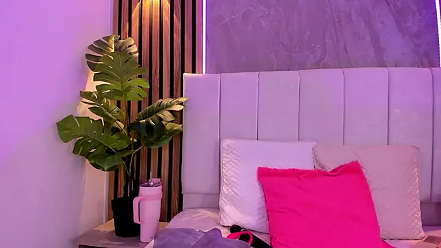 Carlotta de velour online show from 03/20/26, 03:07