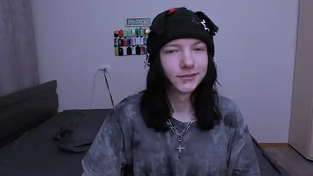 RaidenXL online show from 11/17/25, 08:46