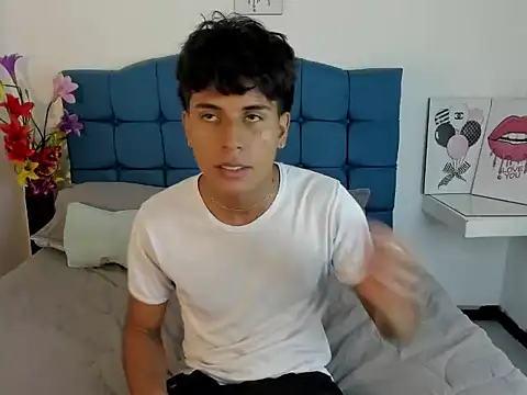 Valentino Lane online show from 01/08/26, 02:17