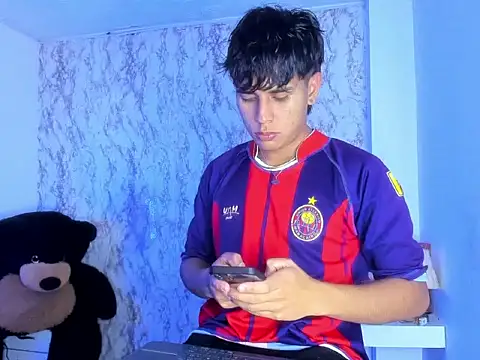 Valentino Lane online show from 02/15/26, 02:34