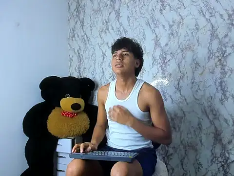 Valentino Lane online show from 02/08/26, 06:00