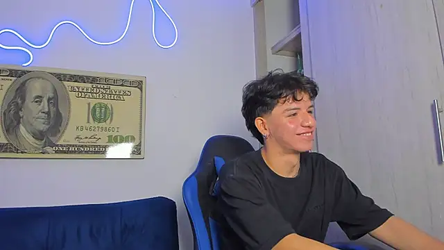 Snapshot of fredd_cs chatting on 11/06/25, 09:41 fredd cs online show from 11/06/25, 09:41