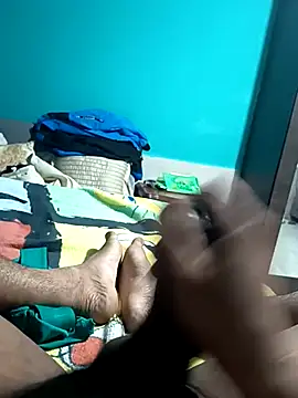 Snapshot of Loquillopajero chatting on 02/13/26, 12:27 Loquillopajero online show from 02/13/26, 12:27