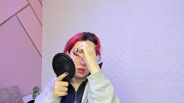 Dakkotta   online show from 11/24/25, 02:39