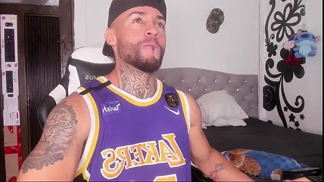 couple-hothot online show from 11/20/25, 10:31