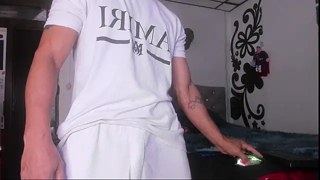 couple-hothot online show from 11/15/25, 10:14