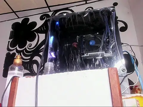 couple-hothot online show from 12/13/25, 09:21