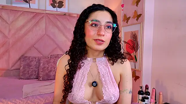 DemiJones  online show from 04/11/26, 05:15