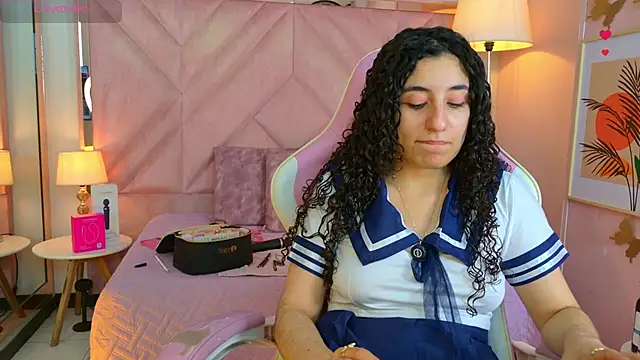 DemiJones  online show from 04/07/26, 04:47