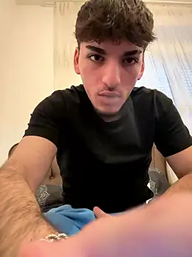 Snapshot of esko42 chatting on 01/11/26, 11:39 esko42 online show from 01/11/26, 11:39