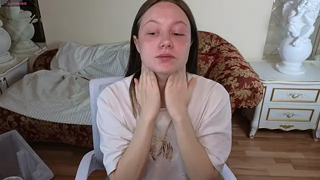 HolyBabyDoll online show from 11/26/25, 11:43