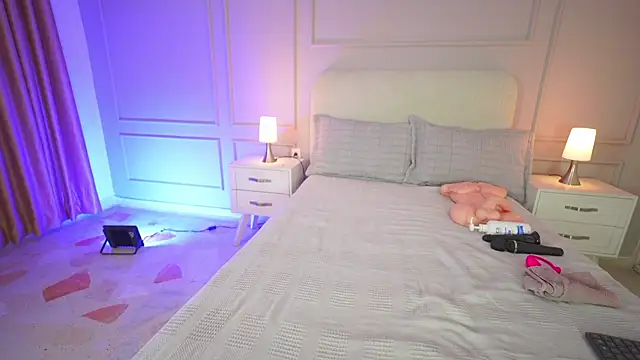 Snapshot of hanna__w chatting on 02/07/26, 03:25 hanna w online show from 02/07/26, 03:25