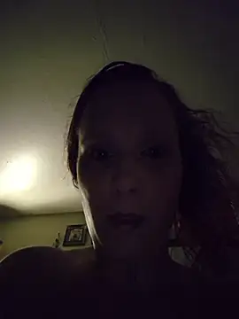 Snapshot of GemmaJustice1127 chatting on 05/05/26, 03:20 GemmaJustice1127 online show from 05/05/26, 03:20