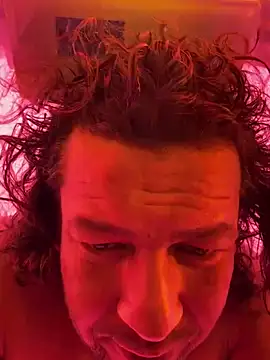 miguel910921 online show from 12/16/25, 09:19