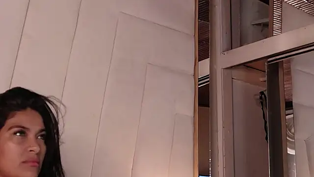 Snapshot of LannyShell chatting on 02/15/26, 05:01 LannyShell online show from 02/15/26, 05:01