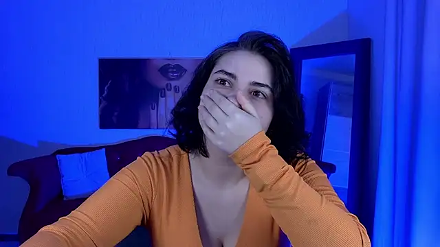 AdrianaTorres online show from 02/05/26, 05:25