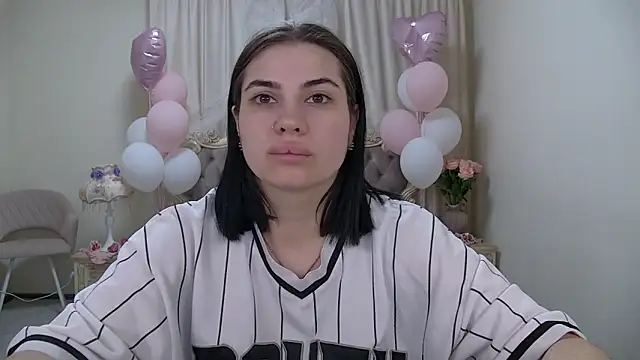 AdrianaTorres online show from 02/27/26, 05:29