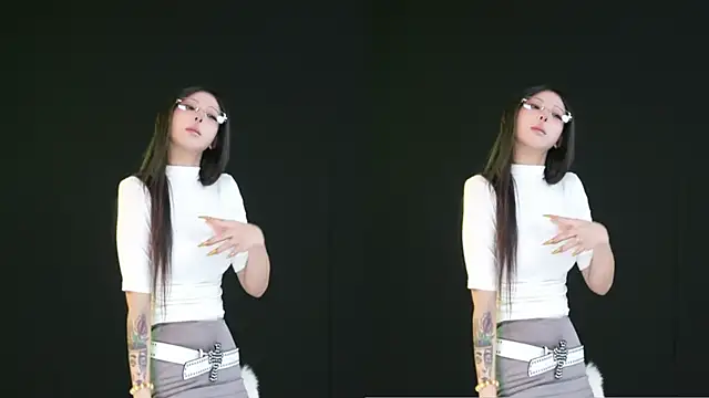 MHe-002 online show from 11/15/25, 10:08