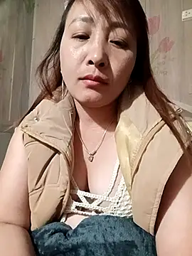 Missa-kute20 online show from 11/29/25, 08:58