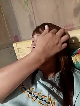 Missa-kute20 online show from 11/10/25, 02:11