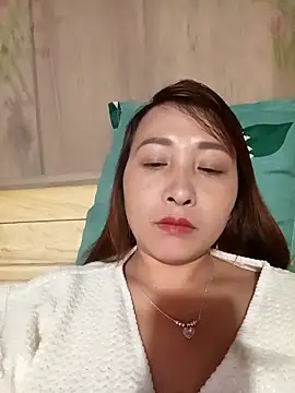 Missa-kute20 online show from 11/21/25, 12:15