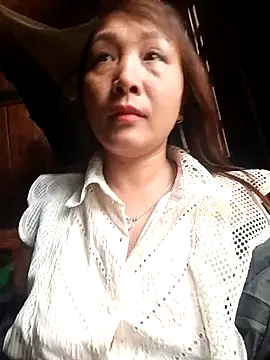 Missa-kute20 online show from 11/08/25, 02:26