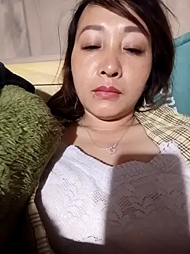 Missa-kute20 online show from 12/22/25, 09:48