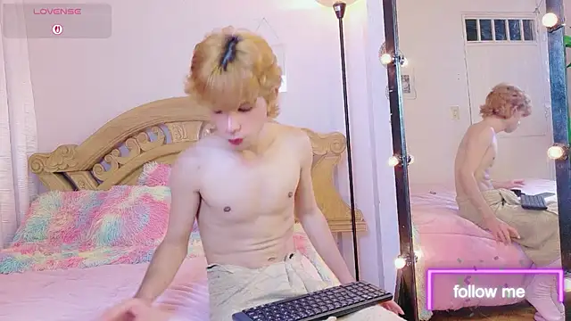 Bay freedo online show from 04/01/26, 04:03