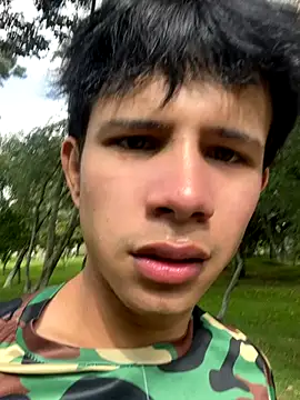 Snapshot of Bay_freedo chatting on 11/08/25, 07:39 Bay freedo online show from 11/08/25, 07:39