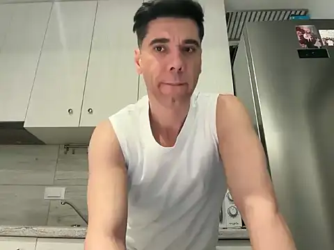 Snapshot of marcoo_x chatting on 05/30/26, 05:47 marcoo x online show from 05/30/26, 05:47