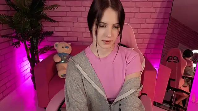 StacyyBrown online show from 11/08/25, 05:05