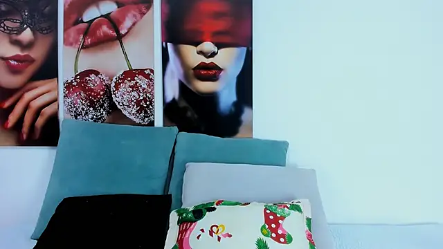 Snapshot of Andhrea_Vale chatting on 11/08/25, 11:36 Andhrea Vale online show from 11/08/25, 11:36