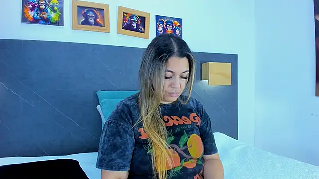 Andhrea Vale online show from 03/13/26, 12:21