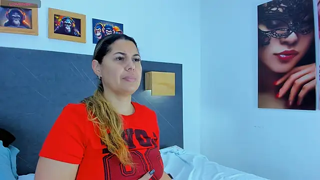 Andhrea Vale online show from 03/25/26, 12:15