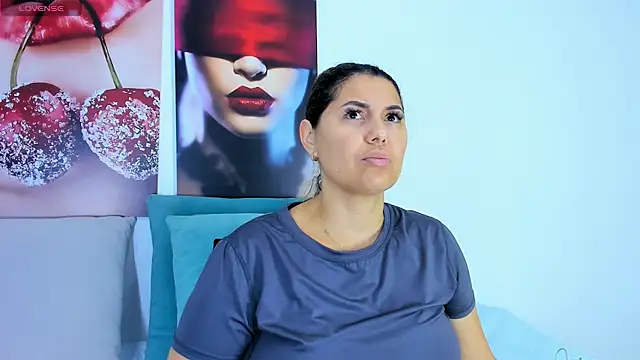 Snapshot of Andhrea_Vale chatting on 01/17/26, 11:58 Andhrea Vale online show from 01/17/26, 11:58