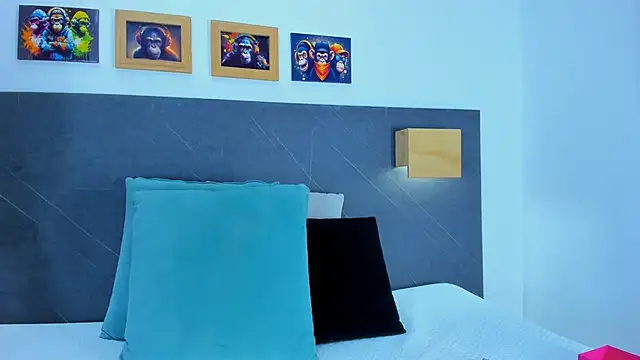 Andhrea Vale online show from 03/19/26, 12:16