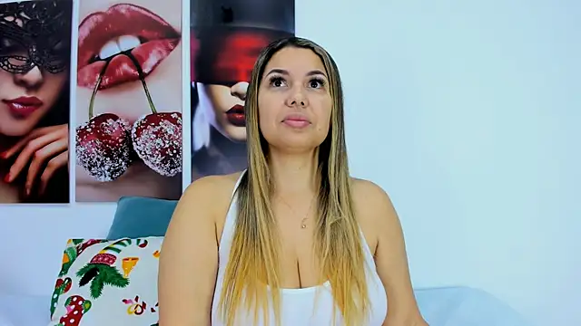 Andhrea Vale online show from 11/10/25, 11:59